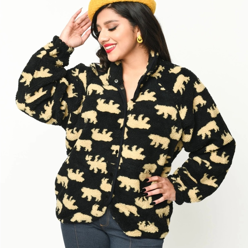 Blu Pepper Black Bear Printed Fleece - NWOT - L
